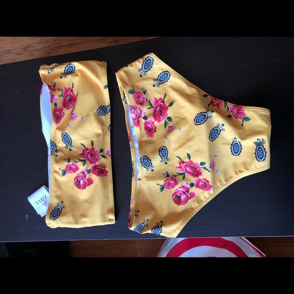 Brand new yellow pattern bikini from Zaful - Picture 2 of 3